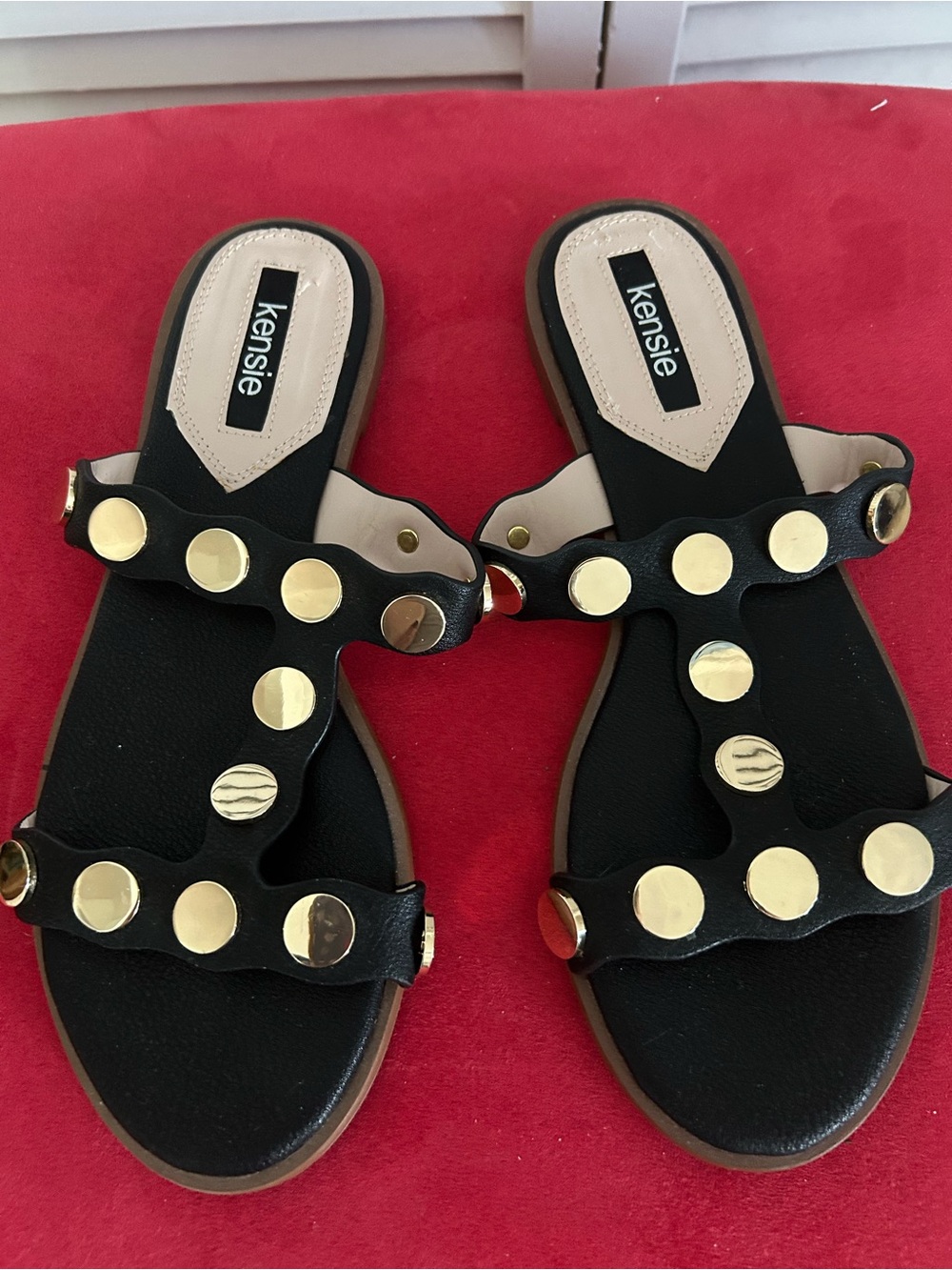 Kensie Black Slide Sandals with Gold Mirror Disc embellishment NWOT